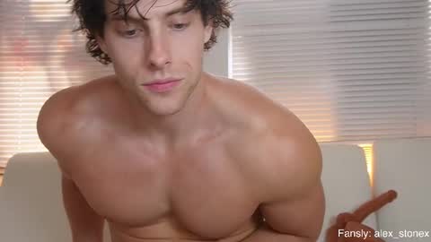 Snapshot of alex_islive chatting on January 31, 7:11 pm Alex Stone online show from January 31, 7:11 pm