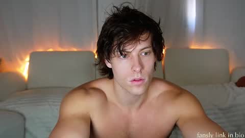 Snapshot of alex_islive chatting on March 22, 5:38 pm Alex Stone online show from March 22, 5:38 pm