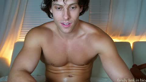 Snapshot of alex_islive chatting on March 29, 5:51 am Alex Stone online show from March 29, 5:51 am