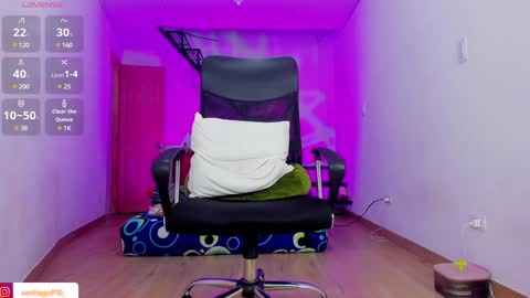 i am Alex online show from December 11, 5:43 am