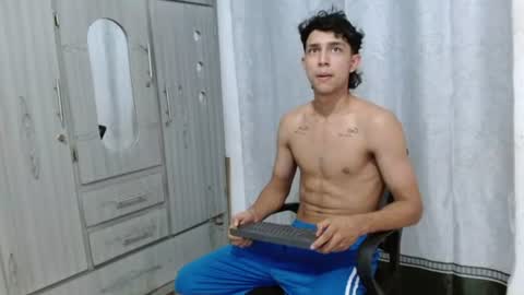 alex online show from June 30, 12:33 am