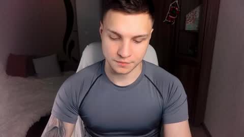 alex_milson online show from December 28, 9:30 pm