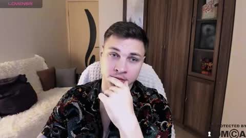 alex_milson online show from October 23, 7:07 am