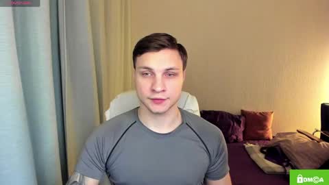 Snapshot of alex_milson chatting on April 1, 8:06 pm alex_milson online show from April 1, 8:06 pm