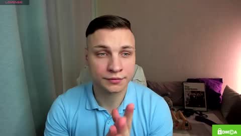 Snapshot of alex_milson chatting on April 14, 11:38 am alex_milson online show from April 14, 11:38 am