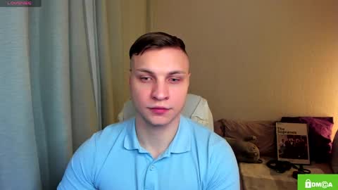 Snapshot of alex_milson chatting on April 15, 6:37 pm alex_milson online show from April 15, 6:37 pm