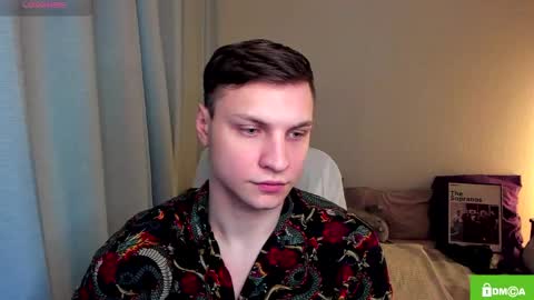 Snapshot of alex_milson chatting on May 14, 4:30 am alex_milson online show from May 14, 4:30 am