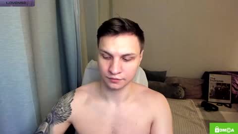 Snapshot of alex_milson chatting on May 27, 7:55 pm alex_milson online show from May 27, 7:55 pm