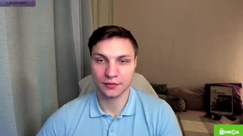 Snapshot of alex_milson chatting on June 8, 10:43 pm alex_milson online show from June 8, 10:43 pm