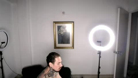 Alex OrionJS online show from June 21, 3:42 am