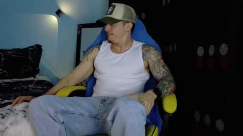 Snapshot of alex_sthorm chatting on May 8, 3:34 am alex_sthorm online show from May 8, 3:34 am