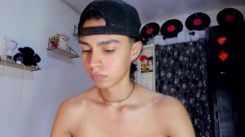 Alex online show from November 15, 2:13 pm