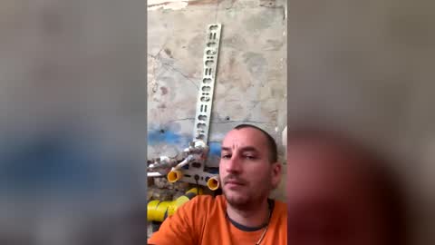 Snapshot of alex_vlad chatting on March 10, 11:37 am Alexandru online show from March 10, 11:37 am