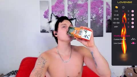 Alex WandHot online show from November 1, 8:49 am