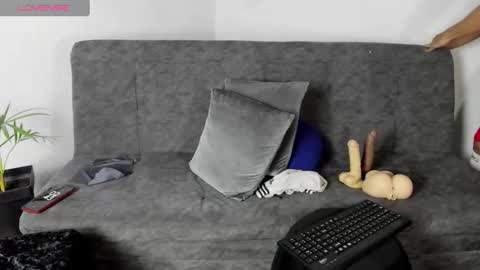 Alex Woll online show from September 20, 7:42 am