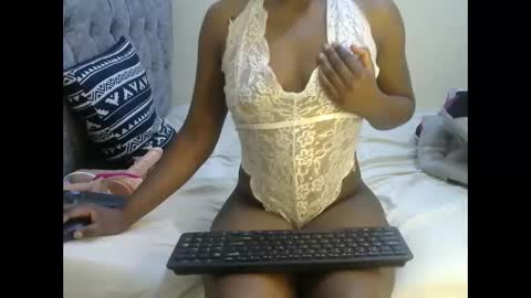 alexa_3909 online show from September 21, 12:34 am