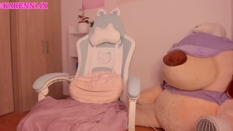 Snapshot of alexa_6908 chatting on February 6, 11:26 pm alexa online show from February 6, 11:26 pm