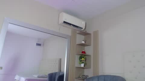 alexa__11 online show from July 28, 12:34 pm