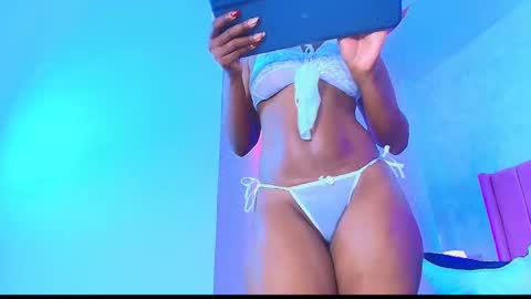 Snapshot of alexa__lopez chatting on October 20, 4:24 am alexa__lopez online show from October 20, 4:24 am