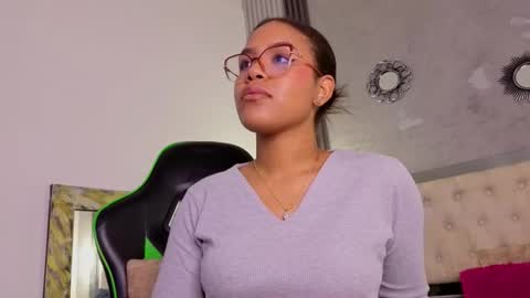 Snapshot of alexa_andherson chatting on September 17, 7:48 pm alexa andherson online show from September 17, 7:48 pm