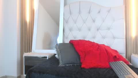 alexa_bravva online show from October 7, 5:04 am