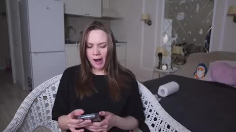 Snapshot of alexa_feels chatting on January 17, 4:54 pm Little Duck homie online show from January 17, 4:54 pm