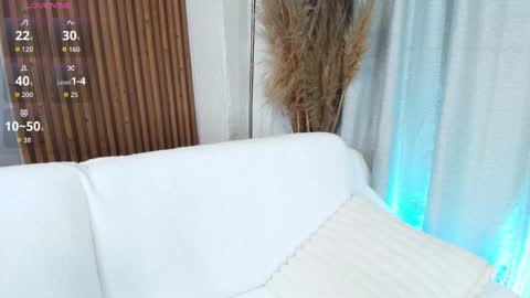 Snapshot of alexa_foxx27 chatting on March 14, 8:14 pm alexa_foxx27 online show from March 14, 8:14 pm