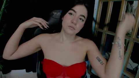 alexa_foxx27 online show from June 6, 8:02 pm