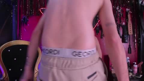 alexa n alex online show from February 7, 9:29 pm