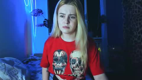 Snapshot of alexa_pirs chatting on February 23, 9:37 pm alexa_pirs online show from February 23, 9:37 pm