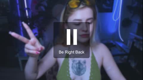 Snapshot of alexa_pirs chatting on October 8, 6:49 pm alexa_pirs online show from October 8, 6:49 pm