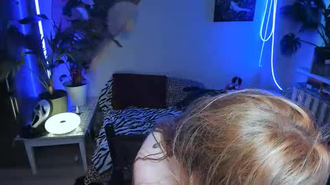 Snapshot of alexa_pirs chatting on November 24, 12:38 pm alexa_pirs online show from November 24, 12:38 pm