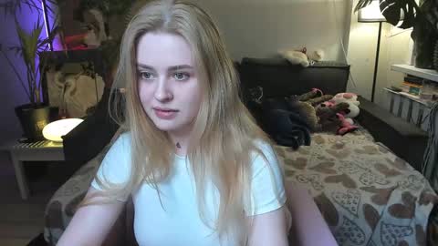alexa_pirs online show from May 10, 8:03 pm