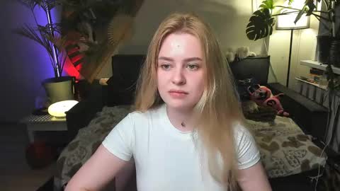 alexa_pirs online show from May 16, 8:29 pm