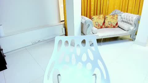 alexa_price_ online show from September 29, 7:51 pm