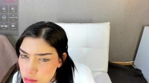 Alexa Thaylor online show from December 4, 2:48 pm