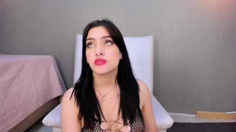 Alexa Thaylor online show from December 7, 8:27 pm