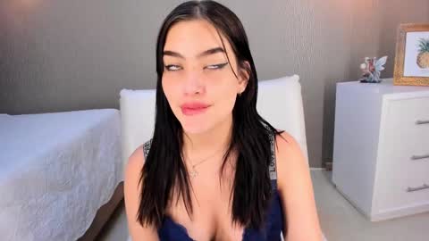 Alexa Thaylor online show from December 23, 8:03 pm