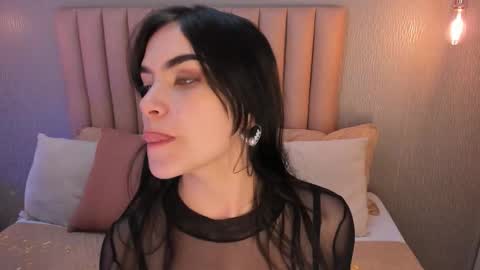 Alexa Thaylor online show from September 25, 2:21 pm