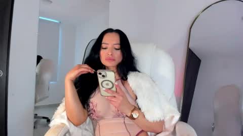 Snapshot of alexa_tobar chatting on July 11, 9:16 pm alexa_tobar online show from July 11, 9:16 pm