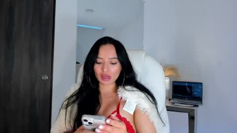 Snapshot of alexa_tobar chatting on July 21, 9:50 pm alexa_tobar online show from July 21, 9:50 pm