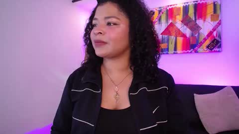 Snapshot of alexaa_swan chatting on March 15, 4:02 pm alexaa_swan online show from March 15, 4:02 pm