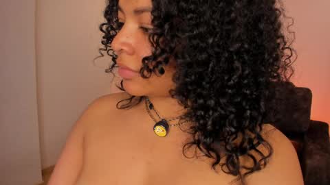 Snapshot of alexaa_swan chatting on March 28, 12:32 am alexaa_swan online show from March 28, 12:32 am