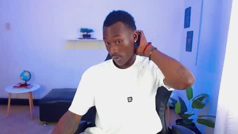 Alexandro online show from April 30, 1:28 pm