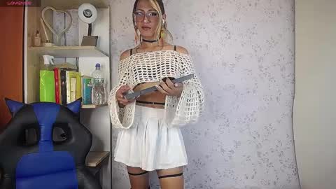 Snapshot of alexaavandercloude chatting on April 3, 12:36 pm alexaavandercloude online show from April 3, 12:36 pm