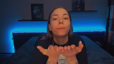 Snapshot of alexabarkley chatting on January 17, 3:34 am angel online show from January 17, 3:34 am