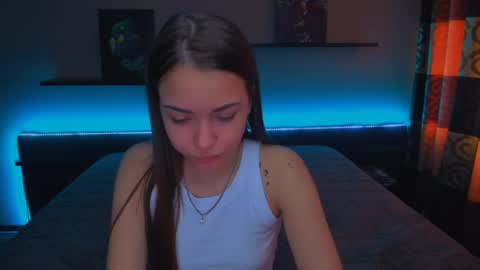 Snapshot of alexabarkley chatting on January 30, 3:22 am angel online show from January 30, 3:22 am