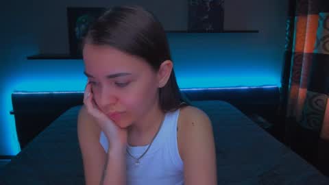 Snapshot of alexabarkley chatting on January 30, 6:24 am angel online show from January 30, 6:24 am