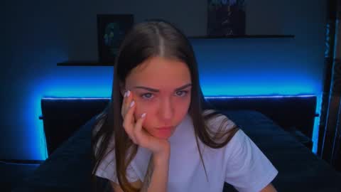 Snapshot of alexabarkley chatting on February 11, 3:08 am angel online show from February 11, 3:08 am