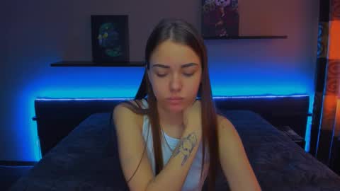 Snapshot of alexabarkley chatting on March 6, 3:24 am angel online show from March 6, 3:24 am